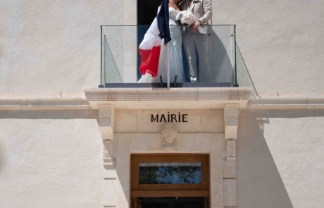 Magnifique Mariage au naturel dans le Vaucluse en Provence sortie mairie Magnifique Mariage au naturel dans le Vaucluse en Provence sortie mairie