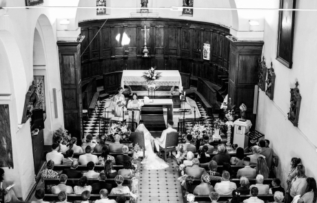 Meilleur Photographe professionnel dans le Vaucluse photo d eglise durant un mariage. Meilleur Photographe professionnel dans le Vaucluse photo d eglise durant un mariage.