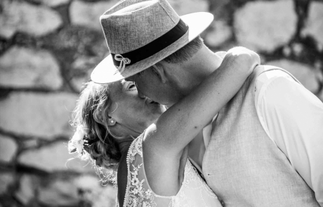 Superbe Mariage dans le Vaucluse seance de couple en Provence dans les lavandes Superbe Mariage dans le Vaucluse seance de couple en Provence dans les lavandes